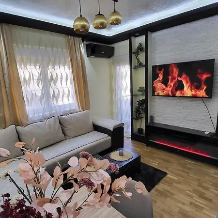 Apartment Posejdon Deluxe 2 *